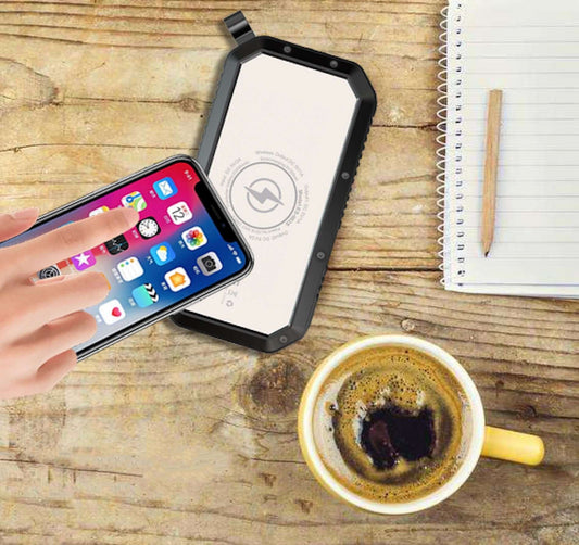 DROPPZZA Solar Wireless Power Bank with Torch