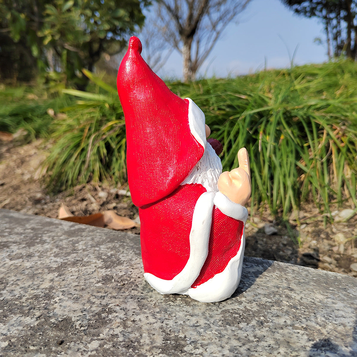 DROPPZZA Garden Christmas Statue Ornament